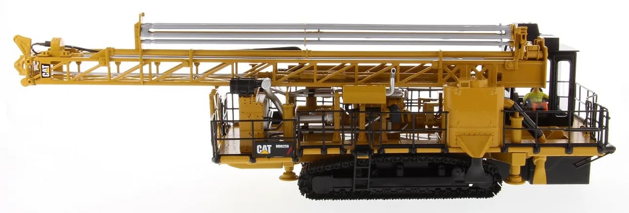 1/50 (Diecast masters) CATERPILLAR MD6250 ROTARY BLASTHOLE DRILL