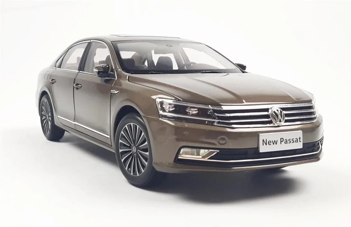 1/18 (Paudi models) 2016 VOLKSWAGEN PASSAT