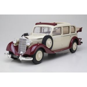 1/18 (Triple 9) MERCEDES-BENZ 260D PULLMAN LANDAULET 1936 (W138)-RESINE MODEL