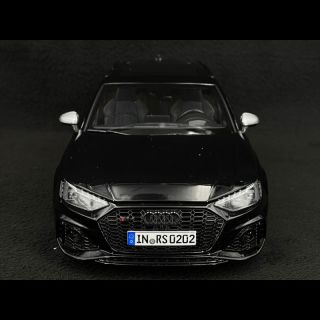 1/18 (KENG-FAI)(NZG) AUDI RS 4 AVANT B9