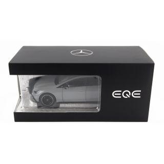1/18 (Nzg) - MERCEDES BENZ - EQE (V295) AMG LINE 2023