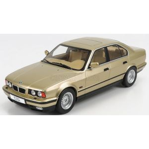 1/18 (Model car groupe) BMW 5 SERIES 530i (E34) 1992