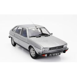 1/18 (Norev) RENAULT 30 TX 1979