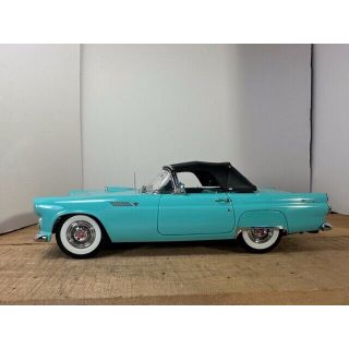 1/24 (Danbury mint) 1955 FORD THUNDERBIRD