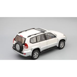 1/18 (Paudi models) TOYOTA LAND CRUISER PRADO