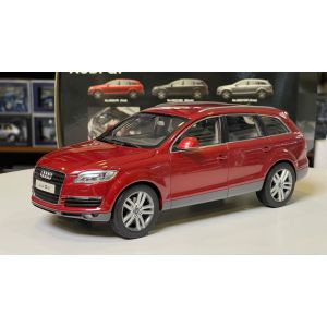 1/18 (Kyosho) AUDI Q7
