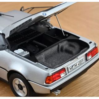 1/18 (Norev) BMW M1 1980
