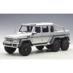 1/18 (Autoart) MERCEDES-BENZ G 63 AMG 6X6
