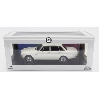 1/18 (Triple 9) VOLVO 164 1970