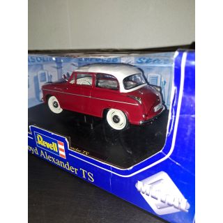 1/18 (Revell) LLOYD ALEXANDER TS