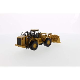 1/64 (Diecast masters) CATERPILLAR 988H WHEEL LOADER