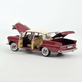 1/18 (Norev) MERCEDES-BENZ 200 1966