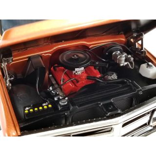 1/18 (Acme) 1971 GMC JIMMY Dealer Ad Truck