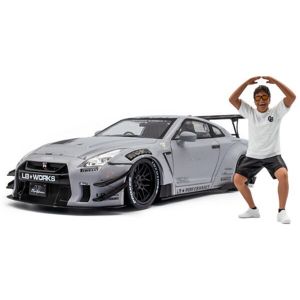 1/18 (Solido) 2024 NİSSANi GTR R35 LIBERTY WALK EDITION WITH WATARU KATO FIGURINE