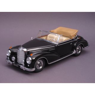 1/18 (KK scale) MERCEDES 300 SC W188 CABRİOLET 1957