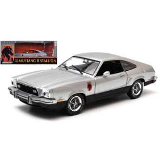 1/18 1976 FORD MUSTANG II STALLION
